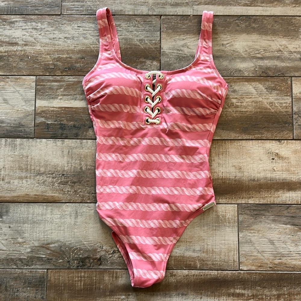 WATERCULT PINK WAVE ONE PIECE SIZE‎ 8 Cup